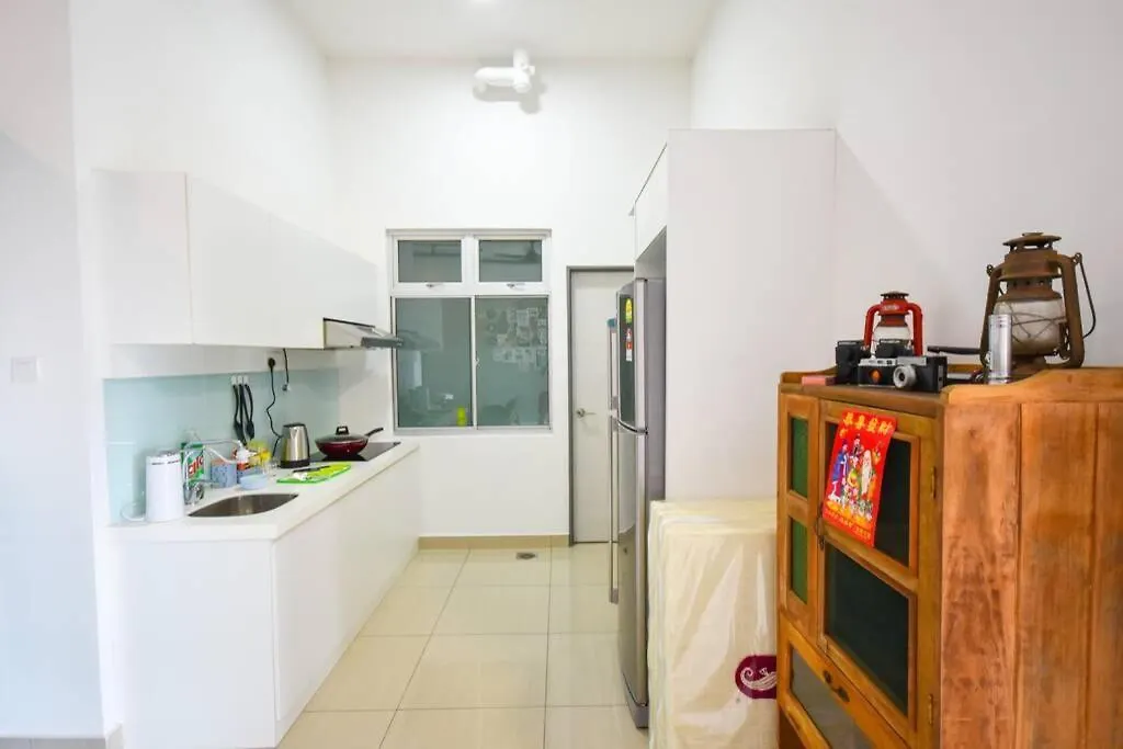 Manhattan Vintage Suite By Nest Home At Austin Heights Johor Bahru 0*,  Malaysia